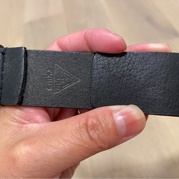 GUESS Belt - Picture 4 of 5